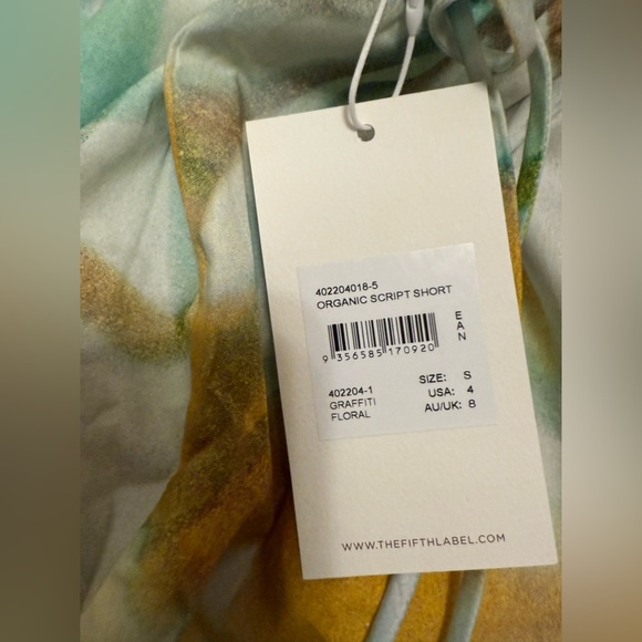 The Fifth Label Organic Script Shorts Floral Print Size S NWT - Picture 4 of 7